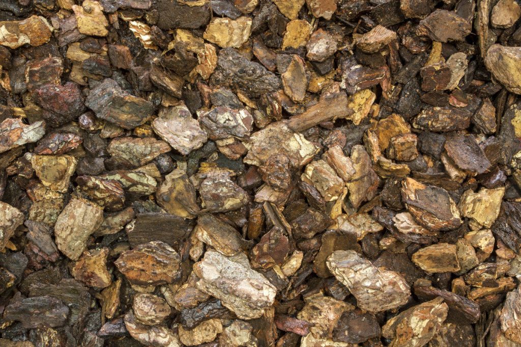 Pine Bark Nuggets Mulch